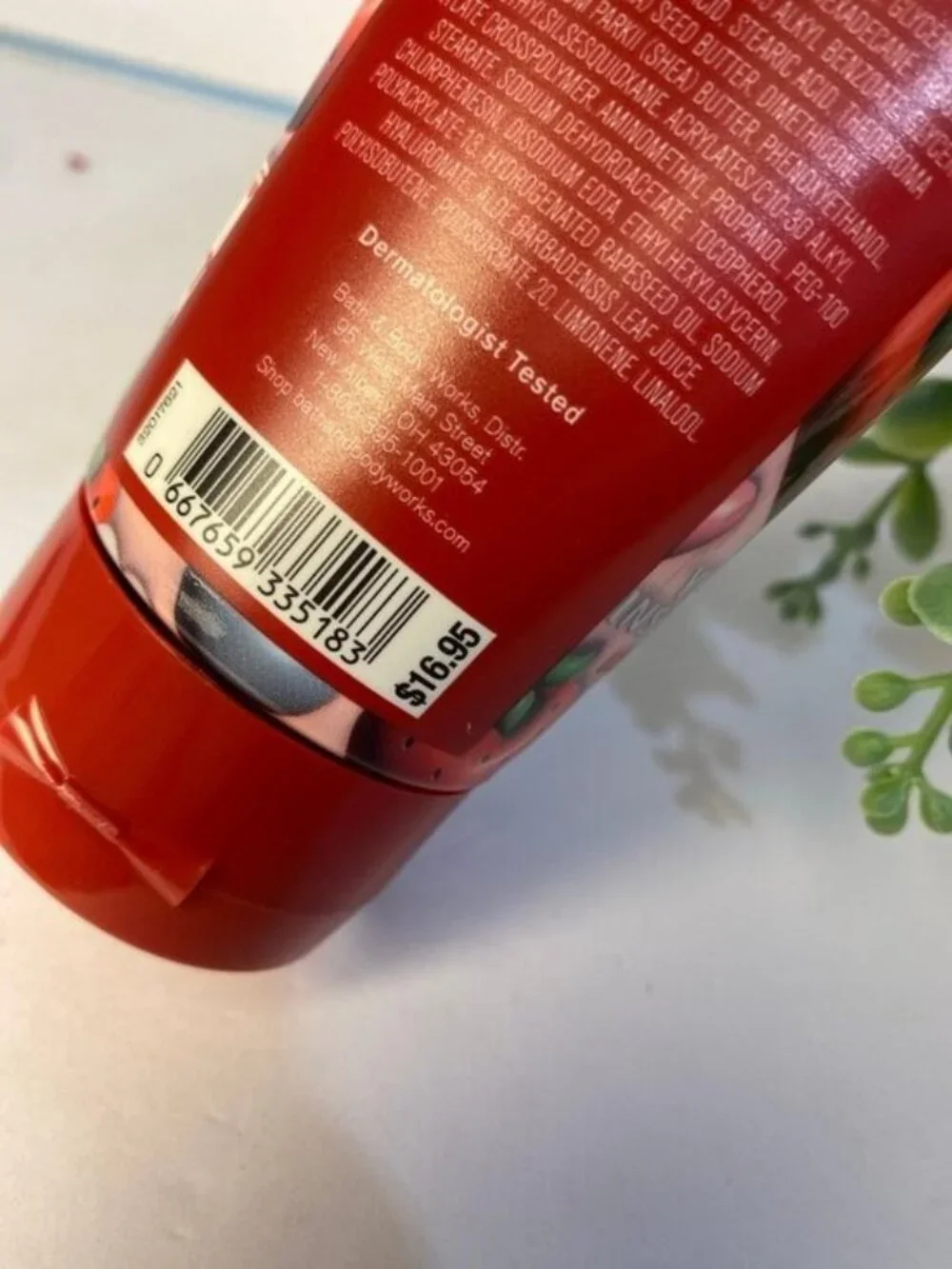“Strawberry Pound Cake” Bath & Body Works New 3- Pc Body Care Set